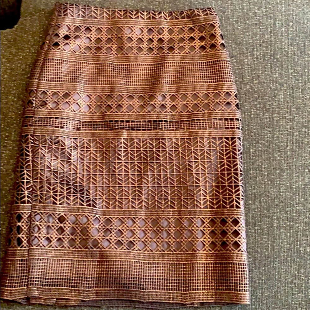 White House BLack Market size O skirt
